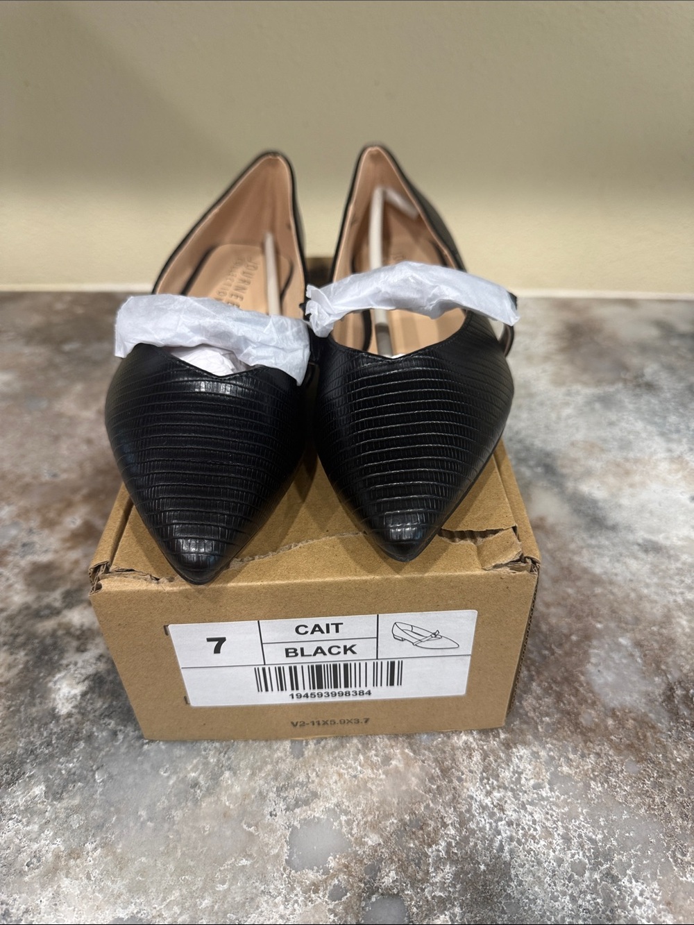 Journee Collection Black Textured Pointed D'Orsay Flats